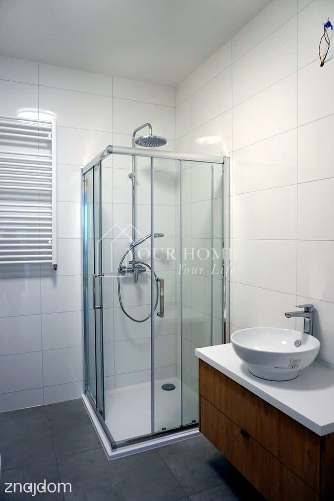 Radwanice*2 pokoje 46M*ul.Bzowa*umeblowane - zdjęcie 8