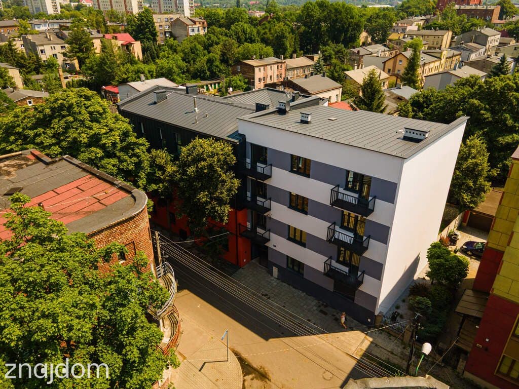 Funkcjonalne dwa pokoje w sercu miasta - zdjęcie 2