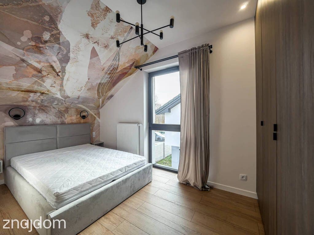 Komfortowy Apartament z Ogródkiem przy Pogorii 4 - zdjęcie 12