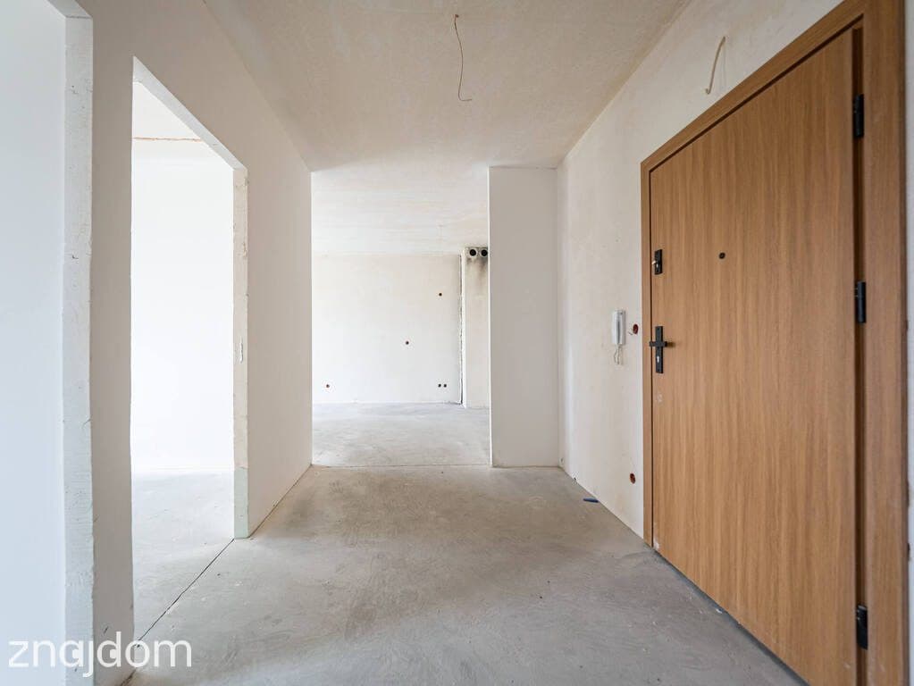 Nowy Manhattan | 3 pokoje | Duży balkon | Spokojna okolica - zdjęcie 9
