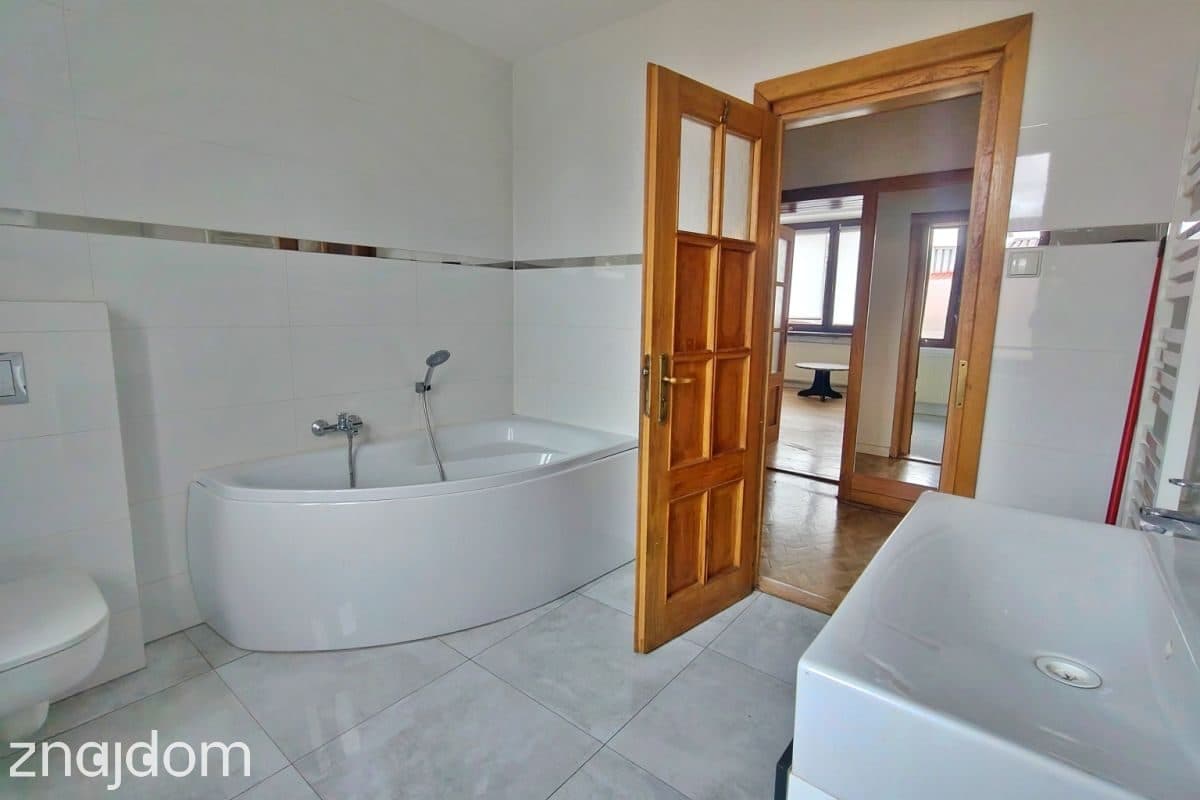 dom >300 m2 + WZ hala 500 m2 Częstochowa - zdjęcie 11