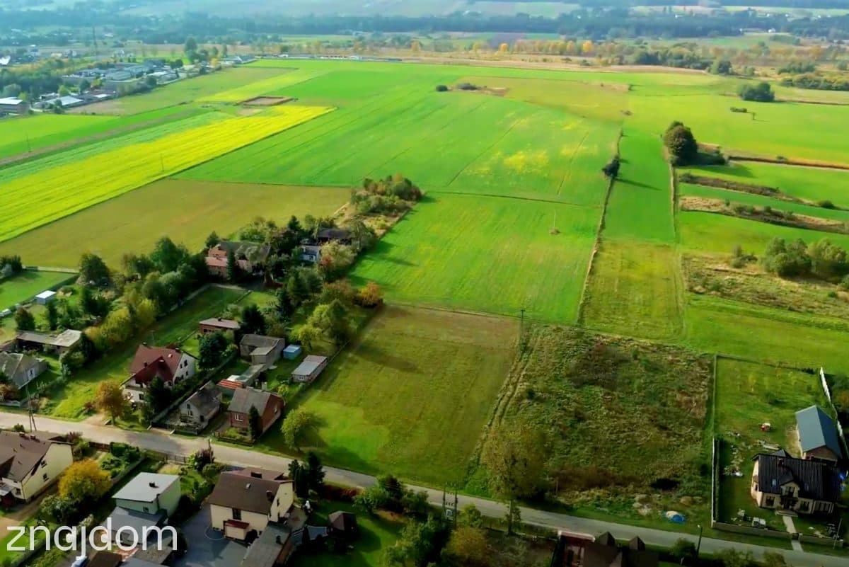 Działka 3790 m2, w całości pod zabudowę - zdjęcie 6