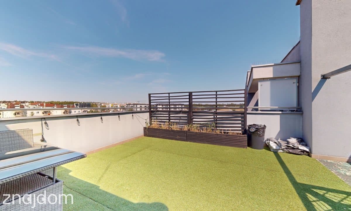 Dwupoziomowy apartament, blisko centrum - zdjęcie 16