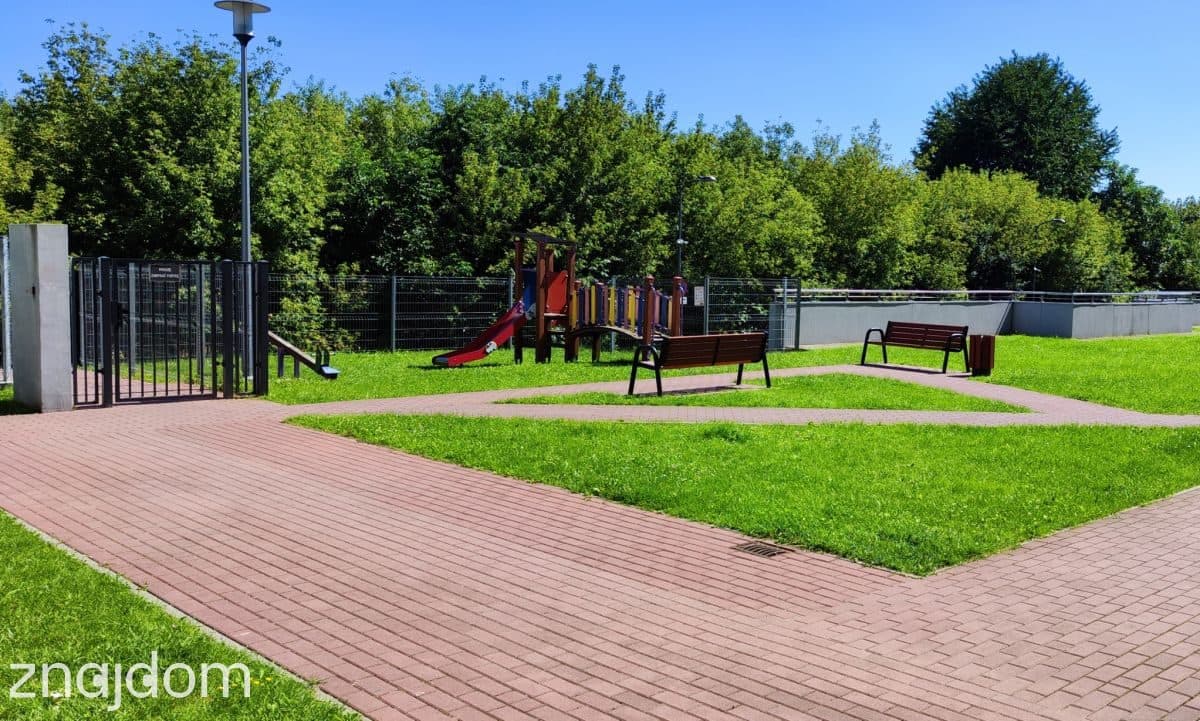 Dwupoziomowy apartament, blisko centrum - zdjęcie 18
