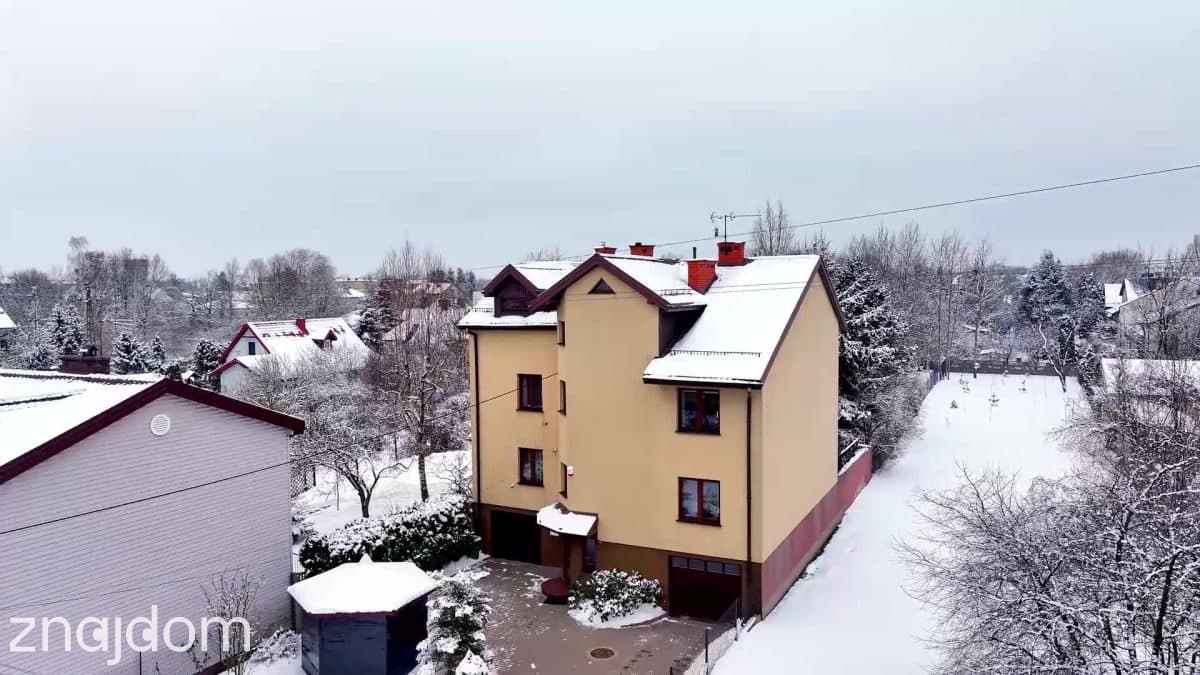 Idealny dom rodzinny i potencjałem inwestycyjnym! - zdjęcie 16