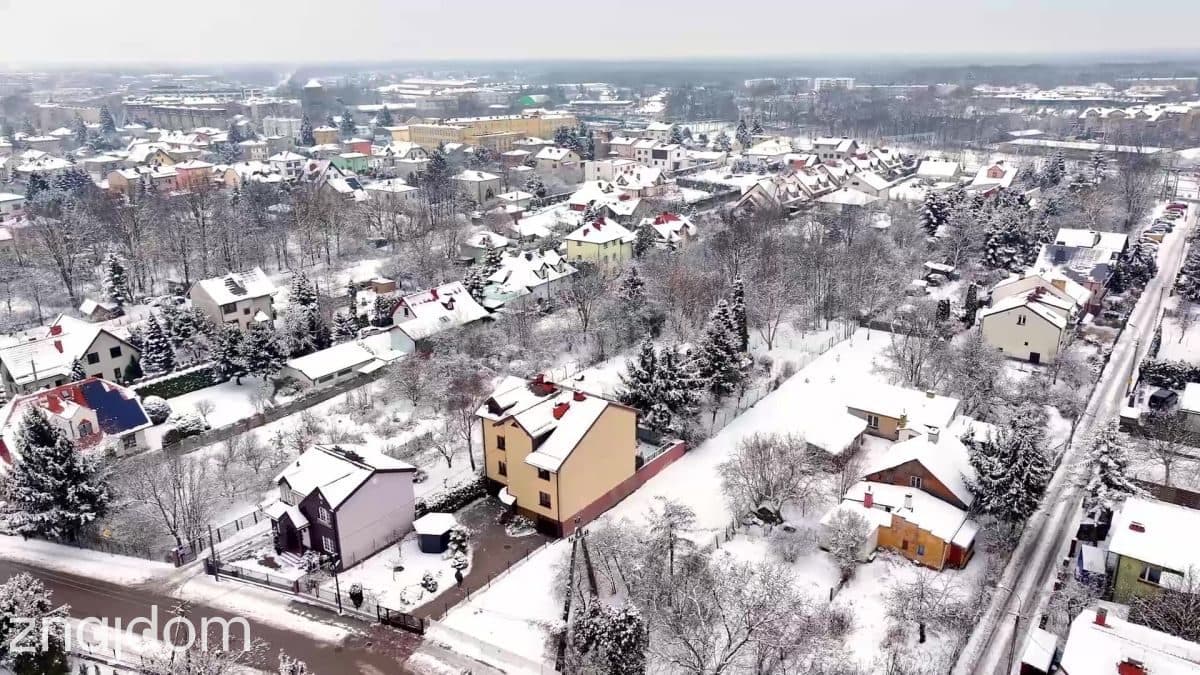 Idealny dom rodzinny i potencjałem inwestycyjnym! - zdjęcie 19