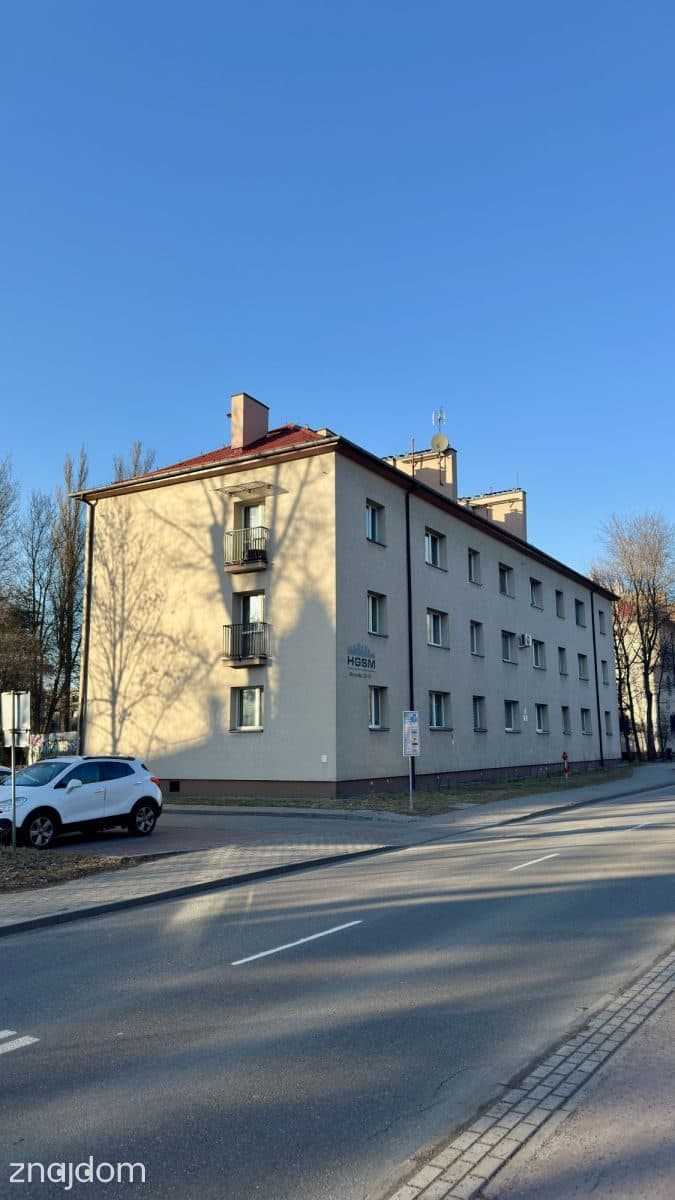 Kawalerka na paterze w schludnym budynku - zdjęcie 8