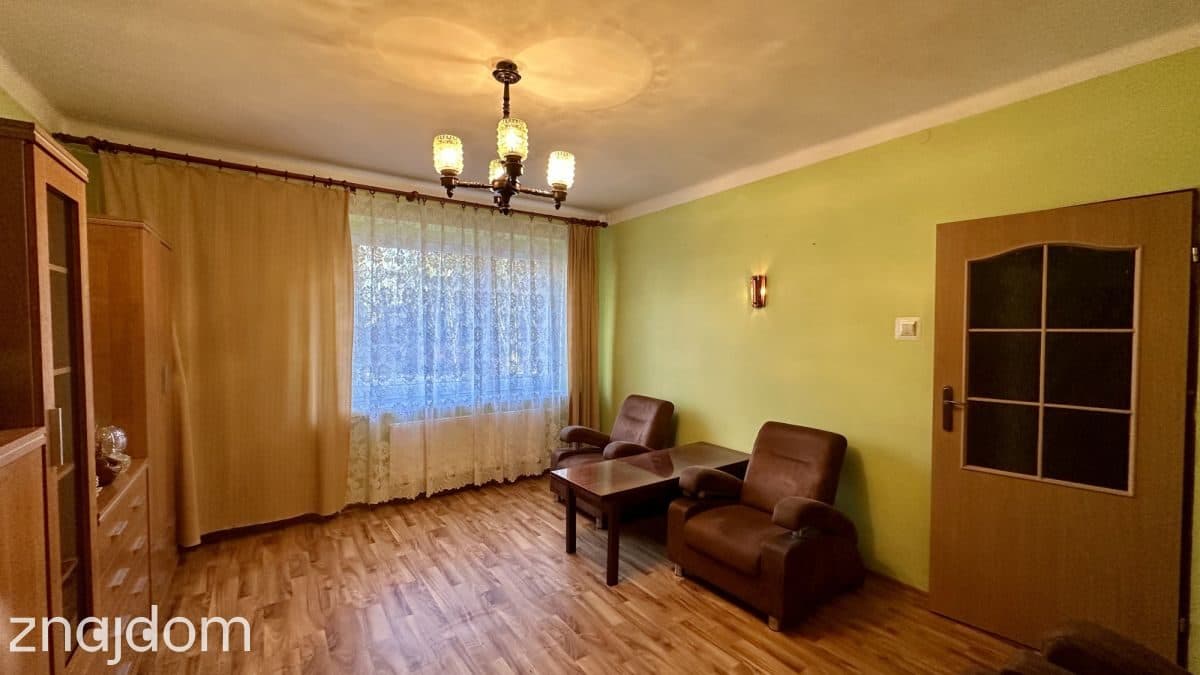 Kawalerka na paterze w schludnym budynku - zdjęcie 11