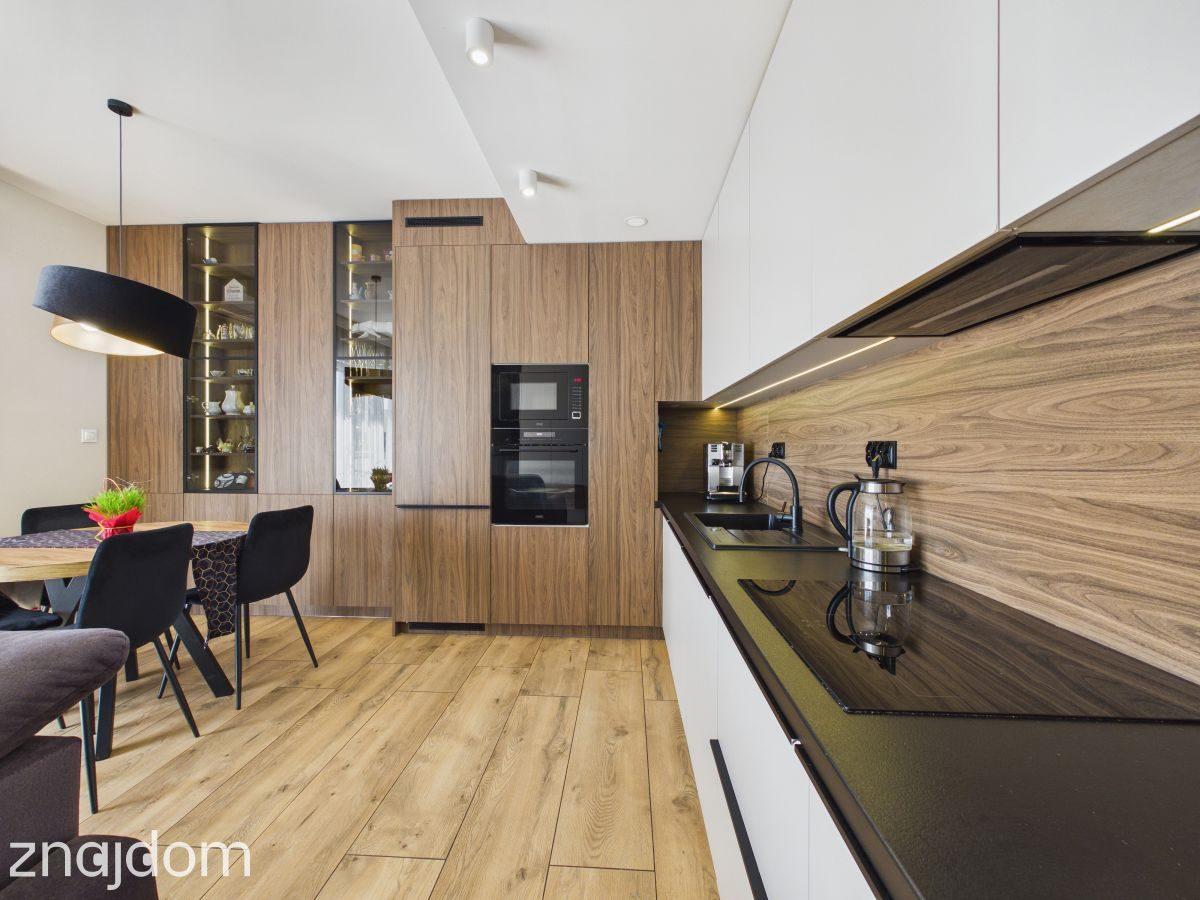 Luksusowy apartament w topowej lokalizacji - zdjęcie 5