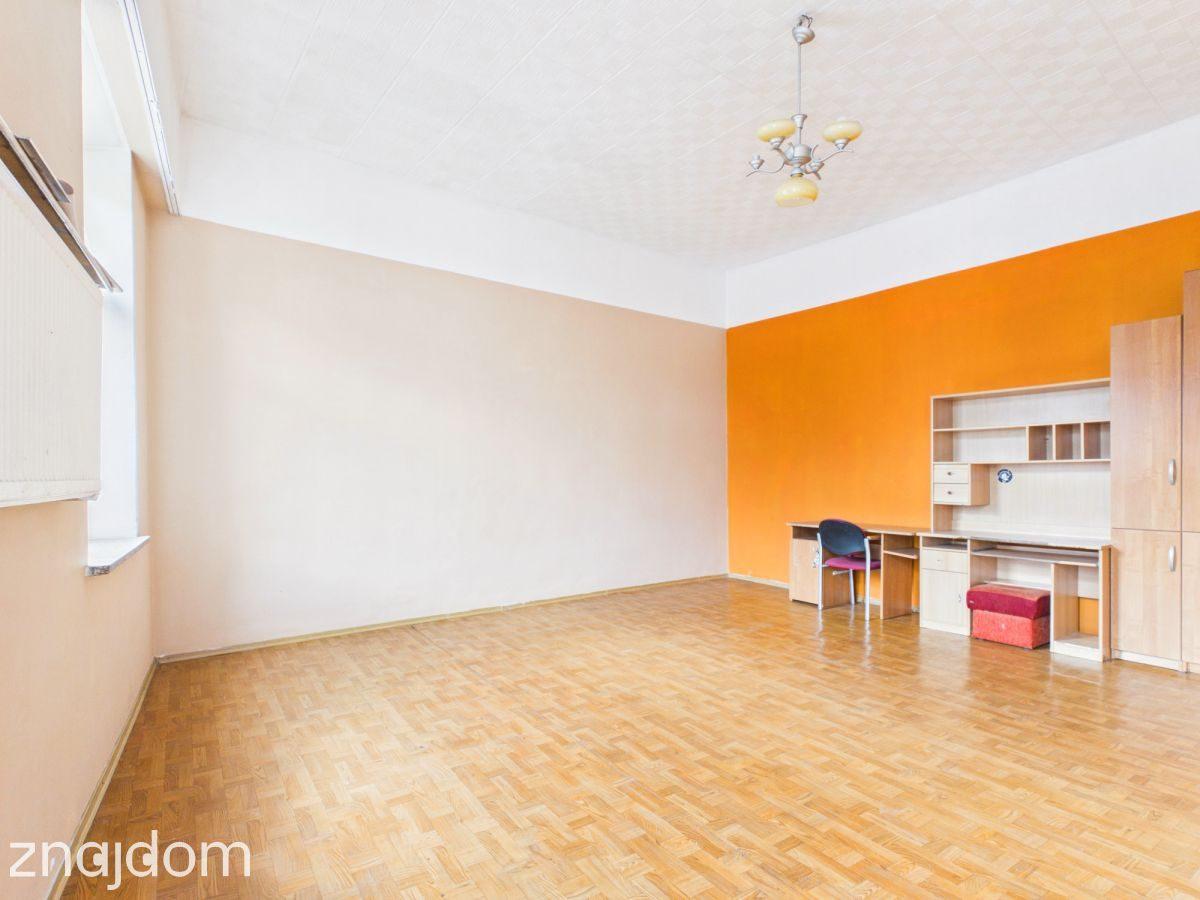 72 m2 potencjału u zbiegu głównych ulic. Okazja - zdjęcie 3
