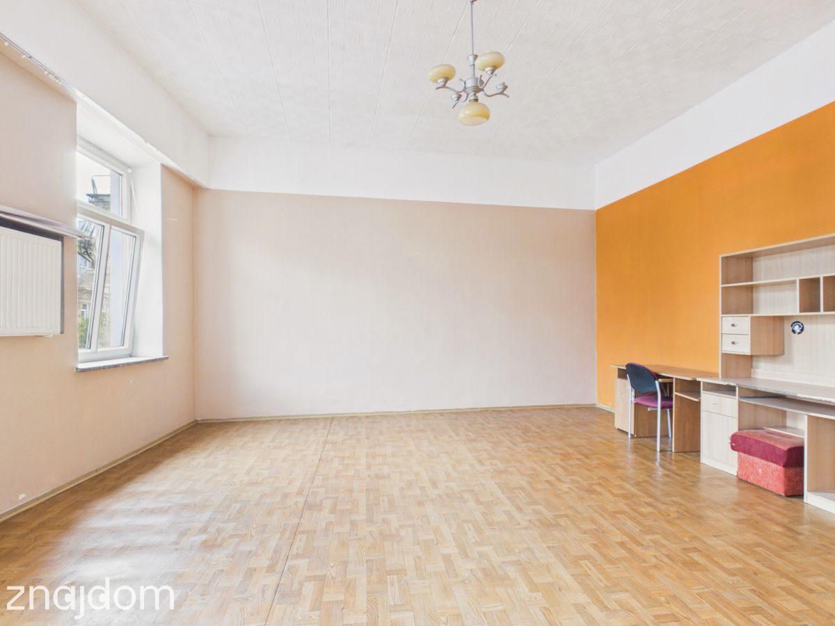 72 m2 potencjału u zbiegu głównych ulic. Okazja - zdjęcie 8