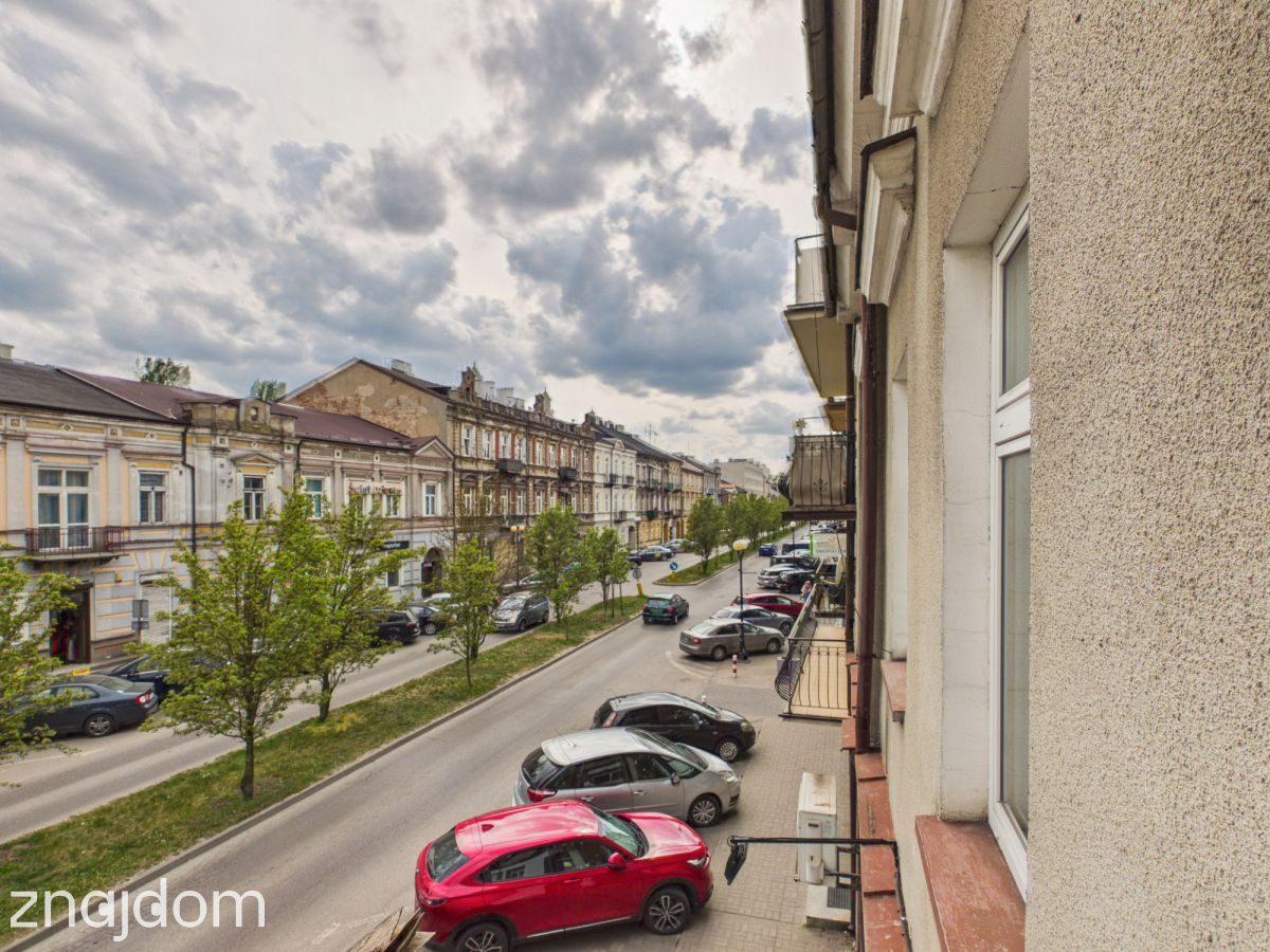 72 m2 potencjału u zbiegu głównych ulic. Okazja - zdjęcie 2