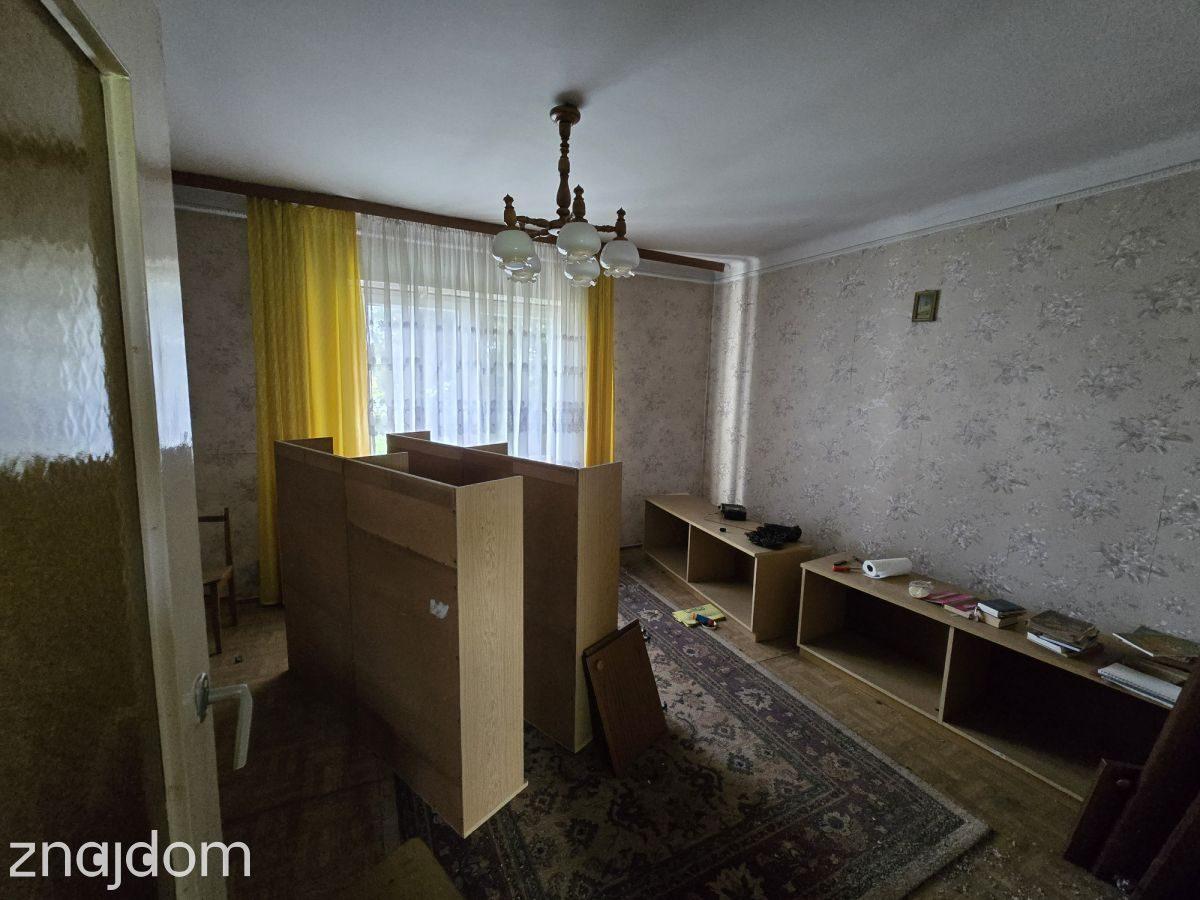 Dom z dużą działką i zabudowaniami gospodarczymi - zdjęcie 17