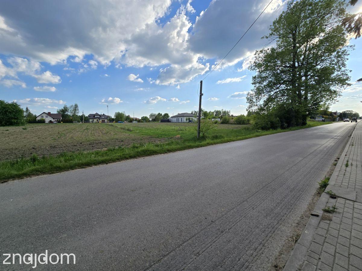 Działka budowlana 2200 m² z możliwością podziału - zdjęcie 12