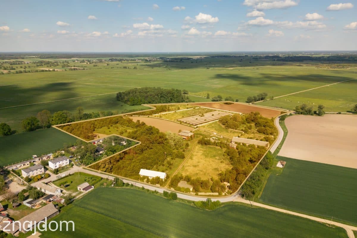 9,25 ha terenu inwestycyjnego z zabudowaniami - zdjęcie 15