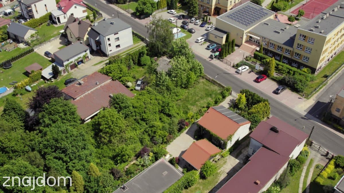 Działka pod budowę domu w zielonej okolicy . - zdjęcie 13