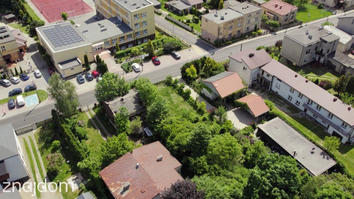 Działka pod budowę domu w zielonej okolicy . - zdjęcie 14