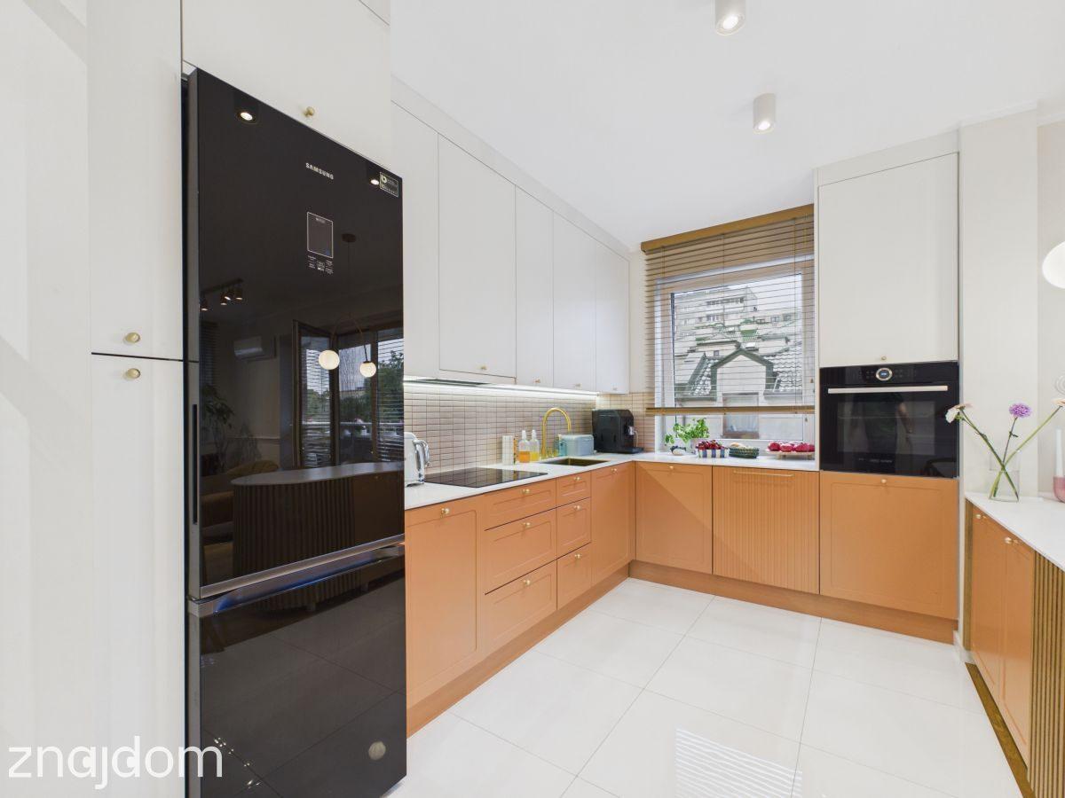 Elegancki apartament przy metrze! - zdjęcie 3