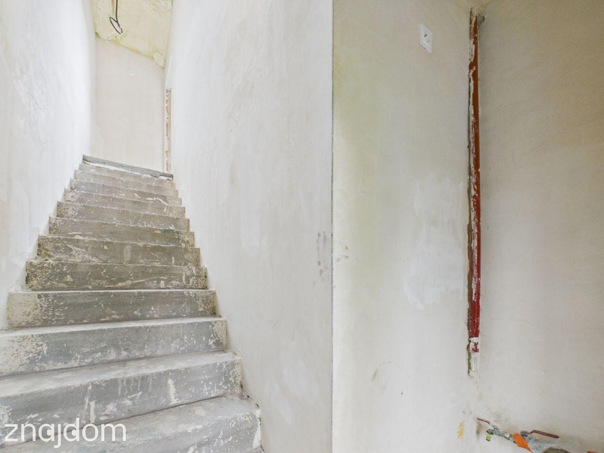 Przestronny apartament z ogródkiem w Orzeszu - zdjęcie 9