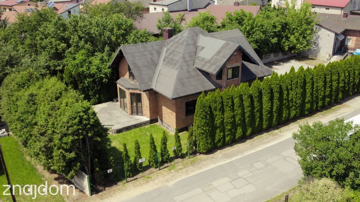 Dwa domy na działce 970 m2| Idealne dla 2 rodzin