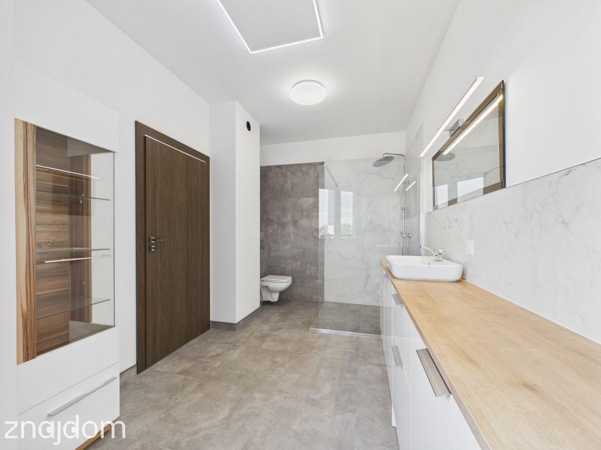 Przestronny apartament z tarasem | garaż 3 miejsca - zdjęcie 12