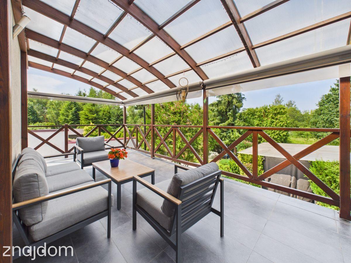 273m² użytkowej| Duży ogród|10 pokoi |2 garaże