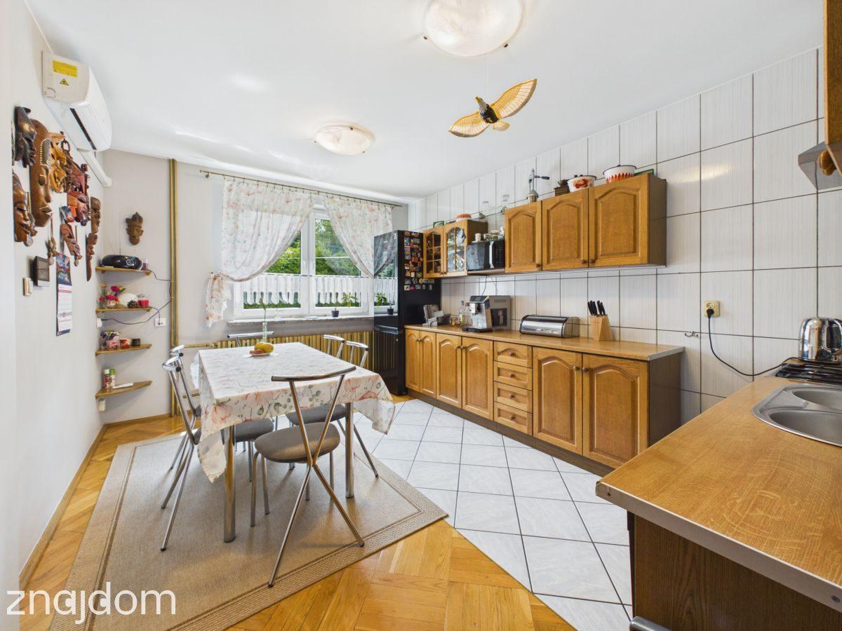 273m² użytkowej| Duży ogród|10 pokoi |2 garaże - zdjęcie 11