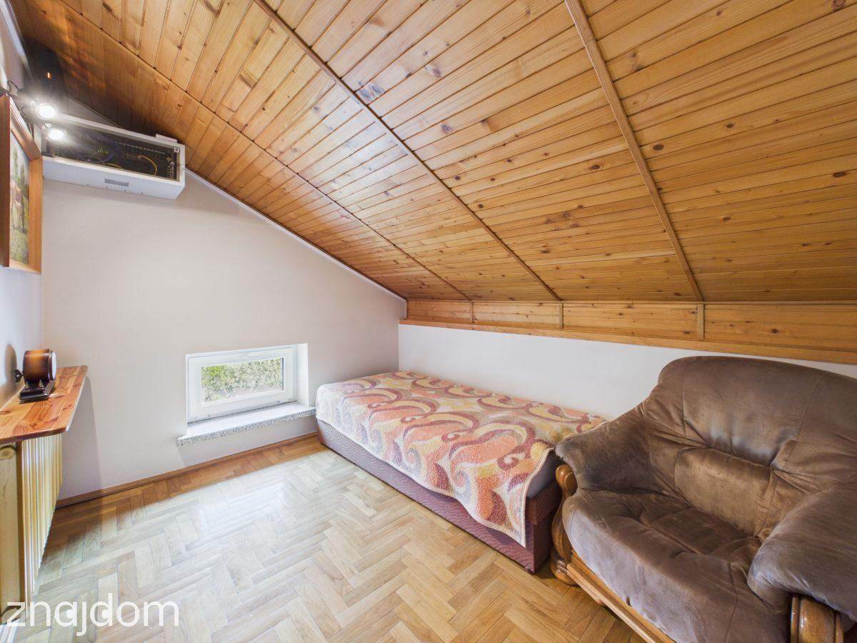 273m² użytkowej| Duży ogród|10 pokoi |2 garaże - zdjęcie 15