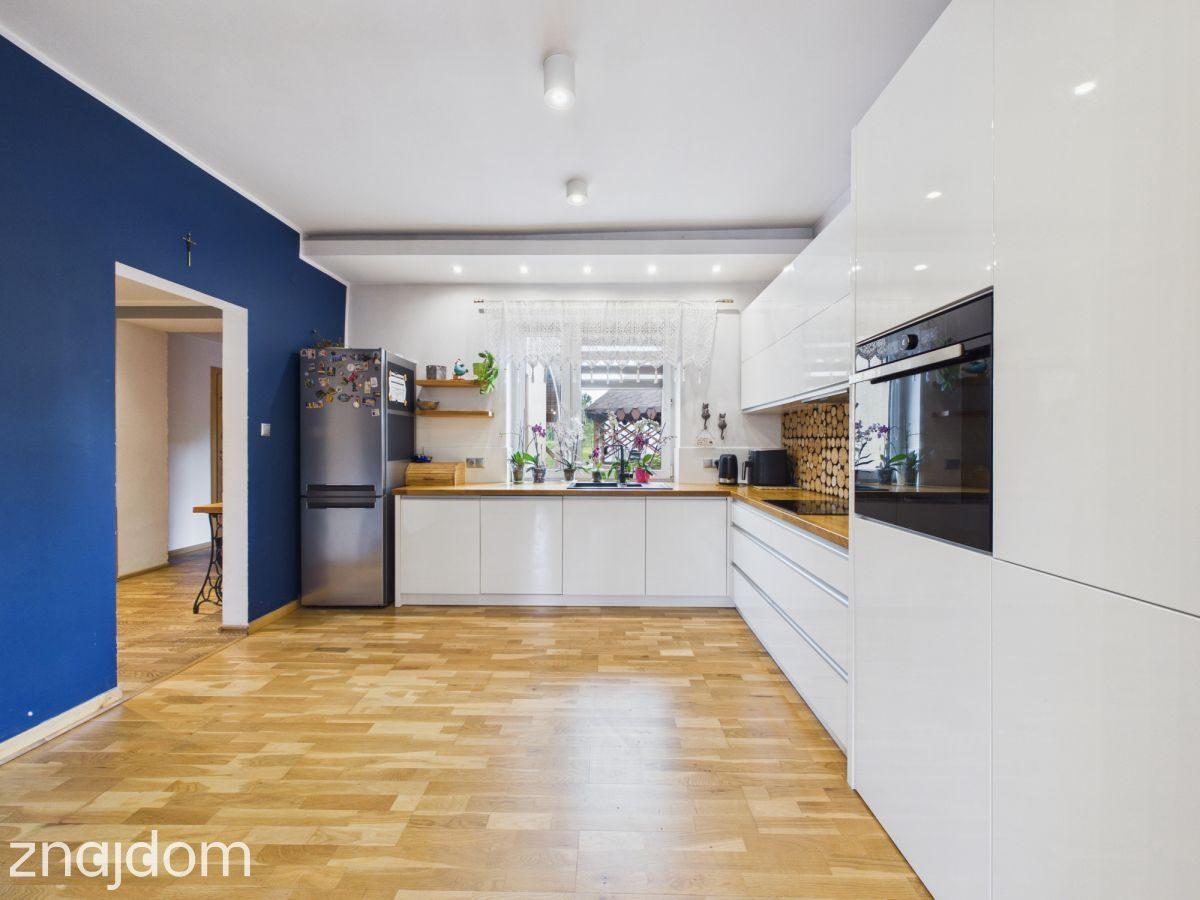 Dom 93 m², drugi budynek mieszkalny, garaż - zdjęcie 5