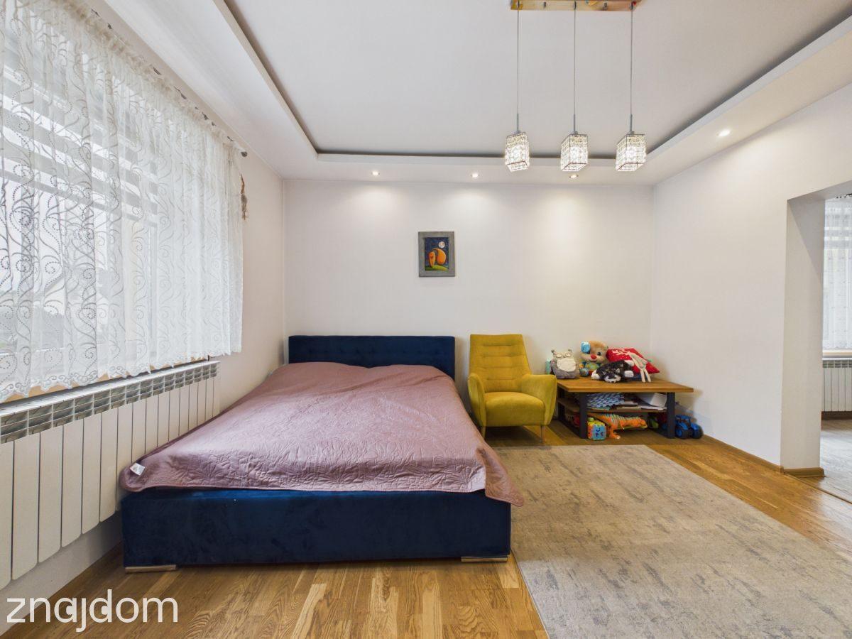 Dom 93 m², drugi budynek mieszkalny, garaż - zdjęcie 11