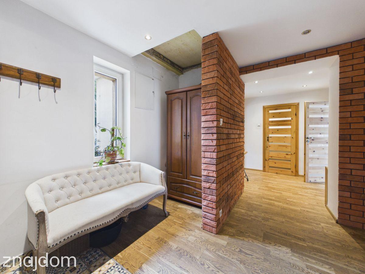 Dom 93 m², drugi budynek mieszkalny, garaż - zdjęcie 15