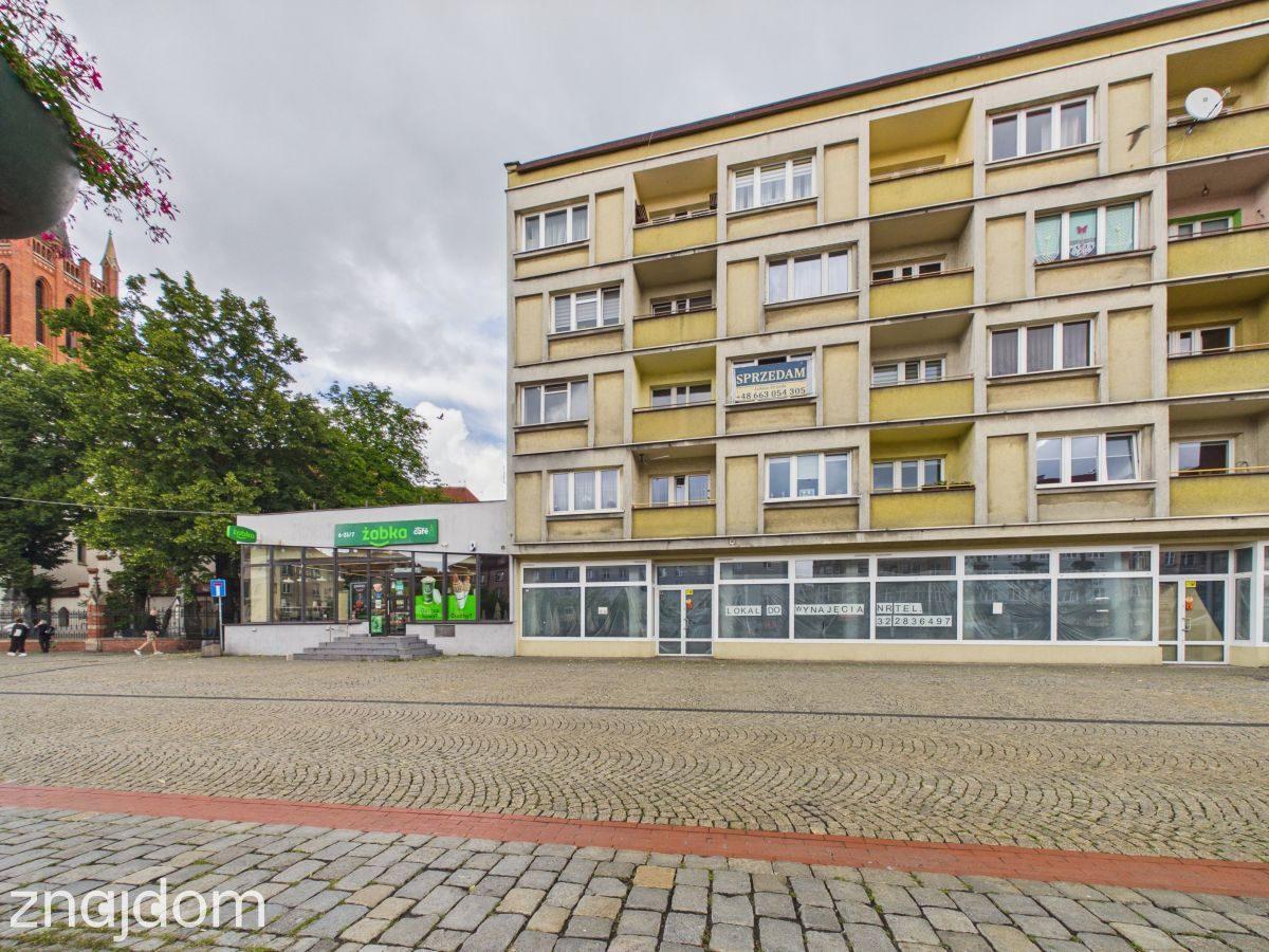 4 pokoje w bloku z balkonem - Rynek - zdjęcie 2