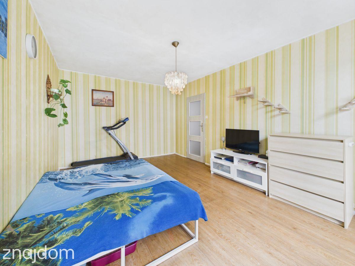 2 duże pokoje| balkon | Osiedle Odrodzenia - zdjęcie 12