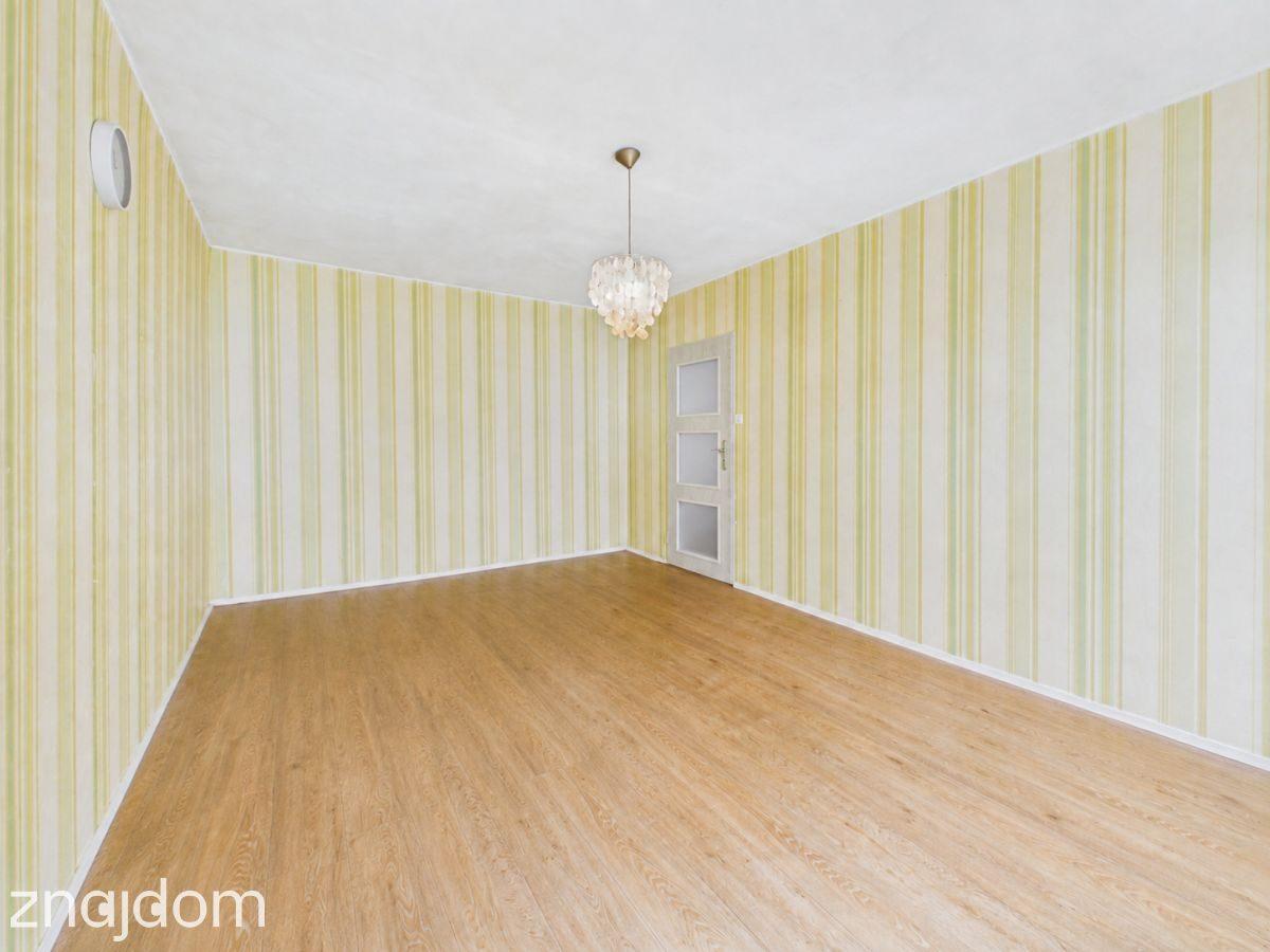 2 duże pokoje| balkon | Osiedle Odrodzenia - zdjęcie 13