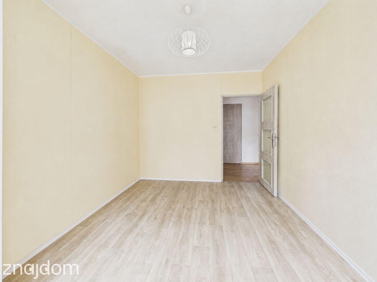 2 duże pokoje| balkon | Osiedle Odrodzenia - zdjęcie 9