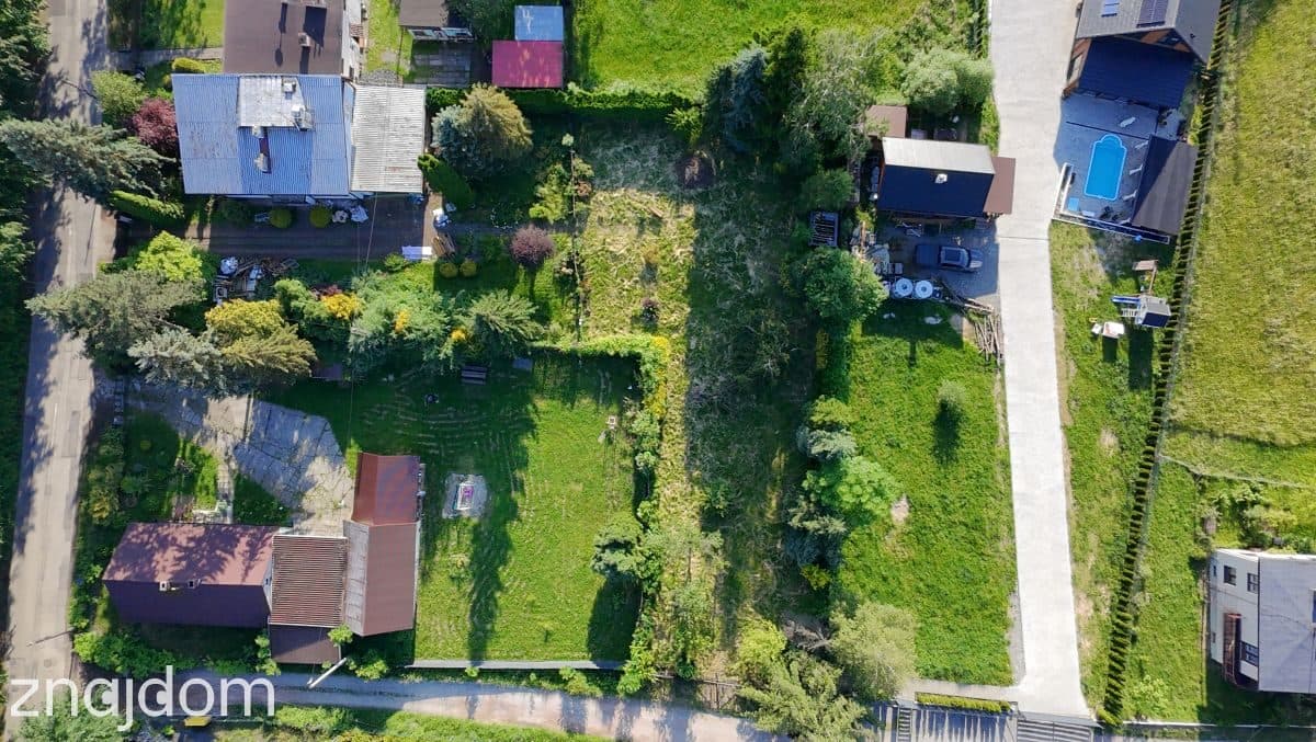 Działka w spokojnej okolicy w malowniczym Ustroniu - zdjęcie 3