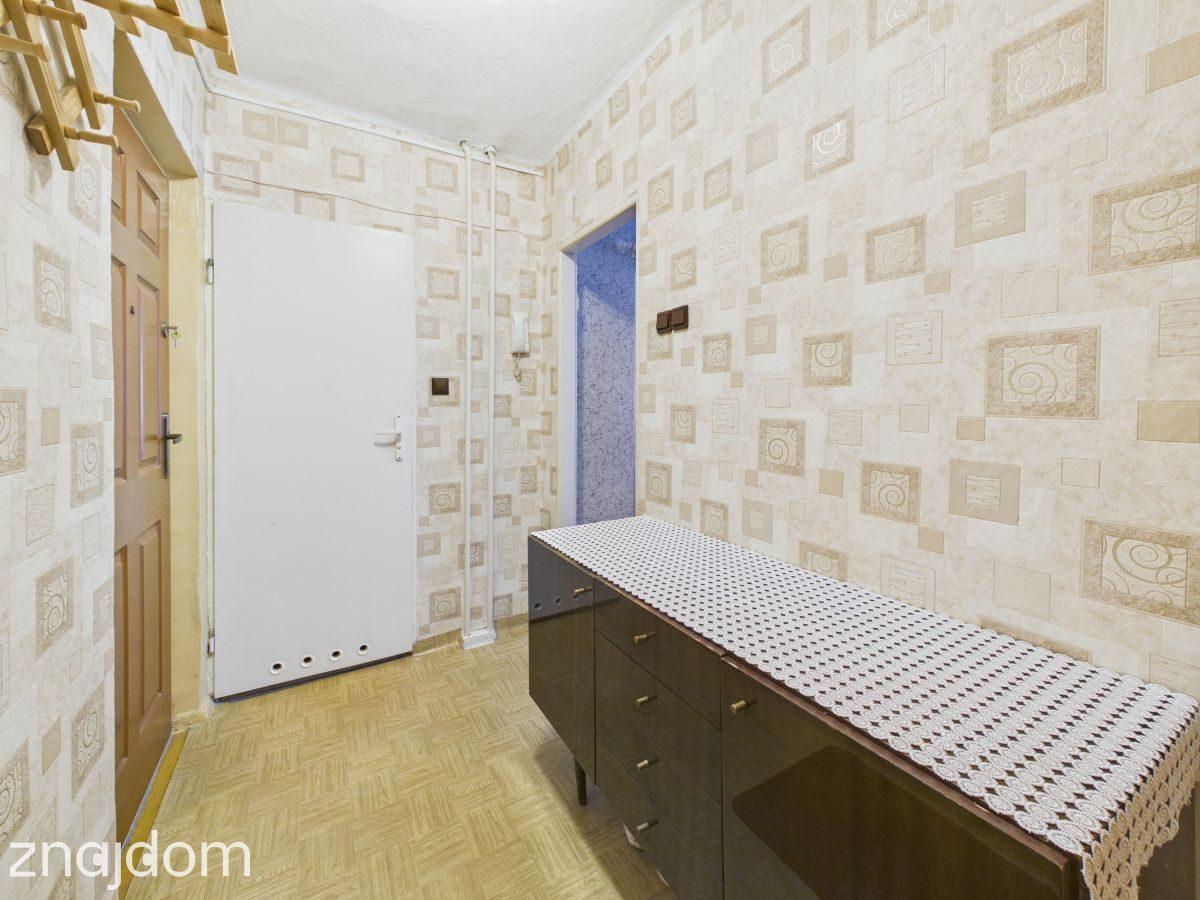 Centrum Myszkowa, 2 pokoje|balkon – cisza i wygoda - zdjęcie 13