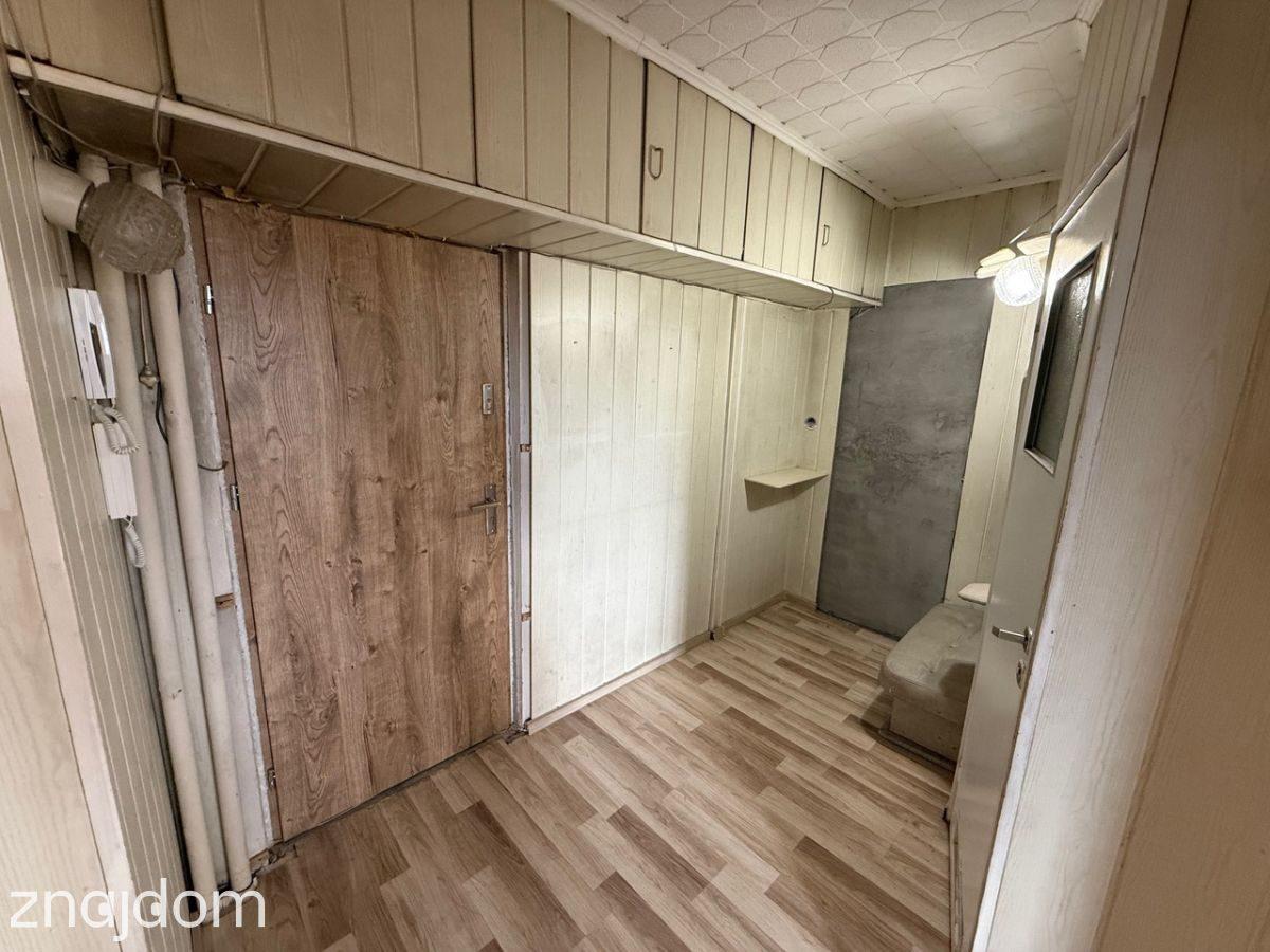 Duży balkon z widokiem na Beskidy - zdjęcie 6