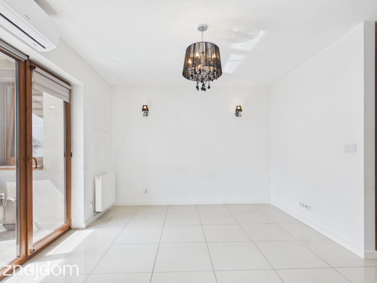 W apartamentowcu - blisko centrum - cicha okolica - zdjęcie 6