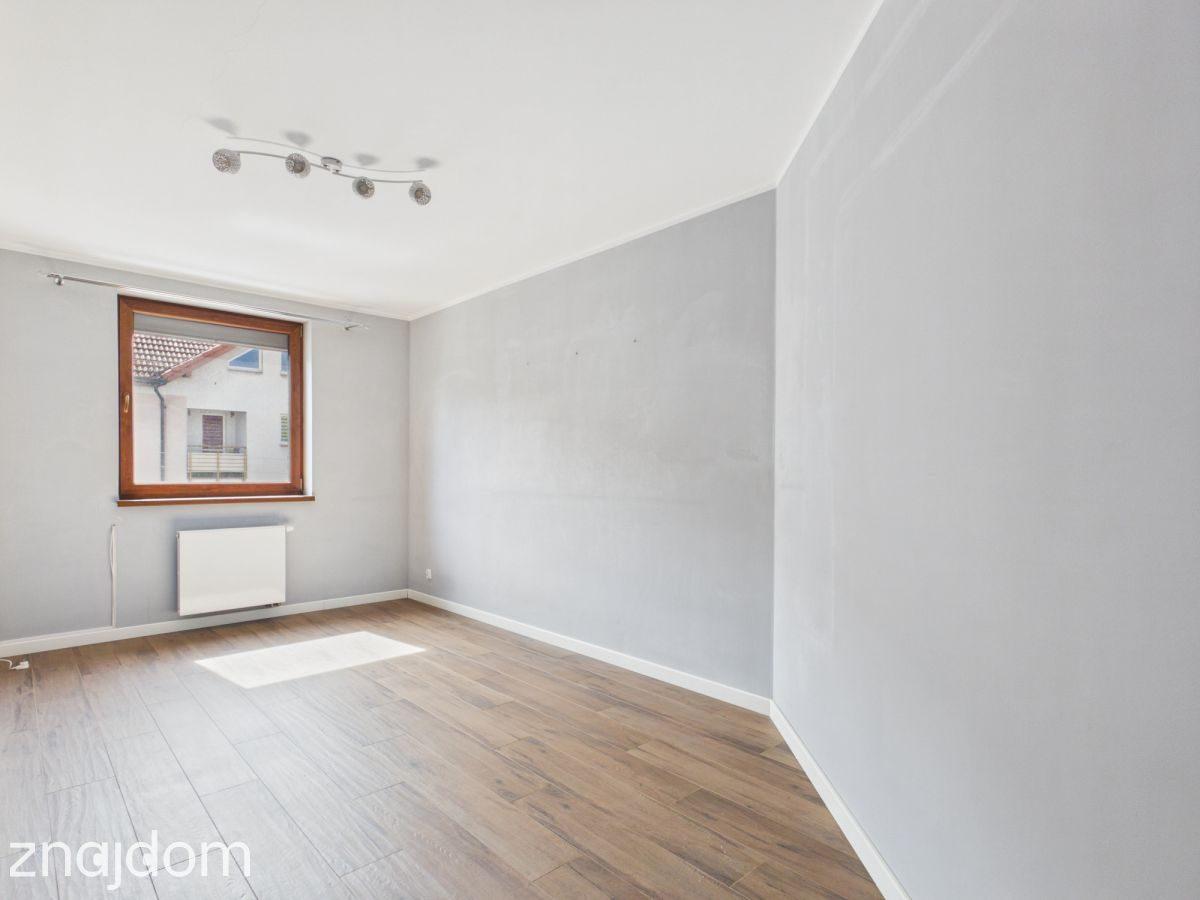 W apartamentowcu - blisko centrum - cicha okolica - zdjęcie 13