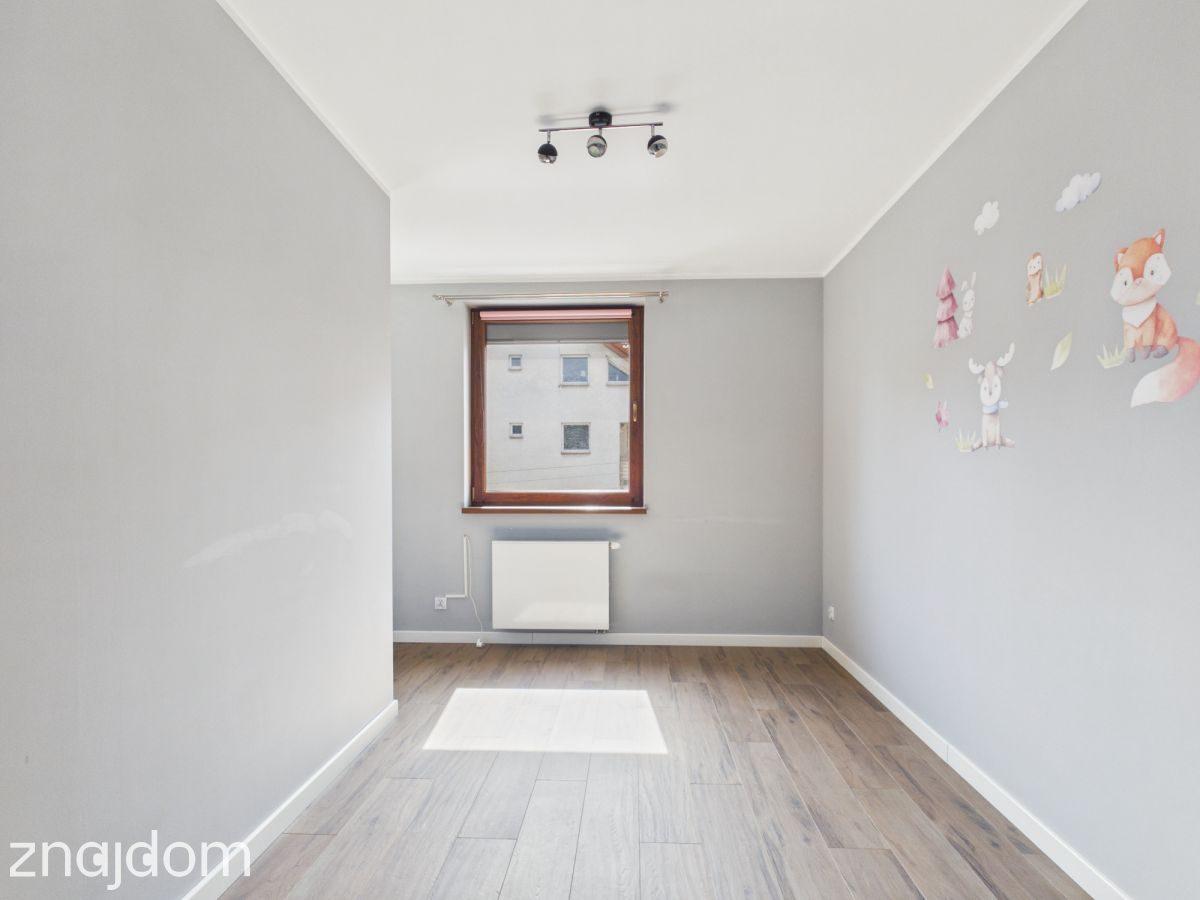 W apartamentowcu - blisko centrum - cicha okolica - zdjęcie 16