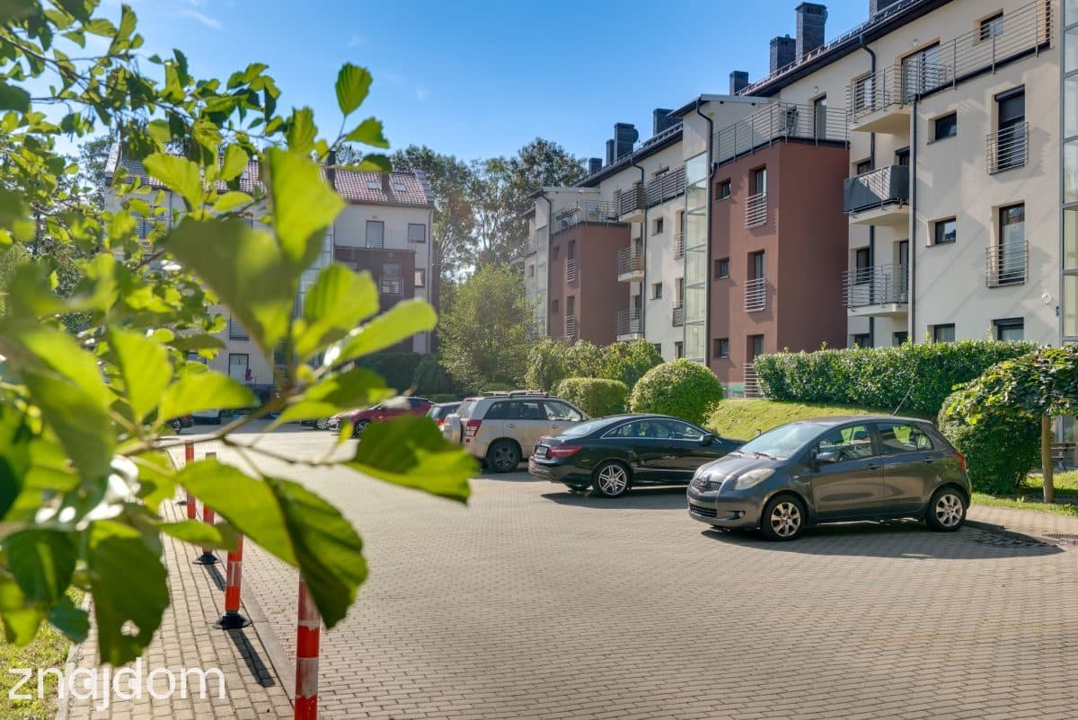 Apartament z dużym, prywatnym ogrodem - zdjęcie 19