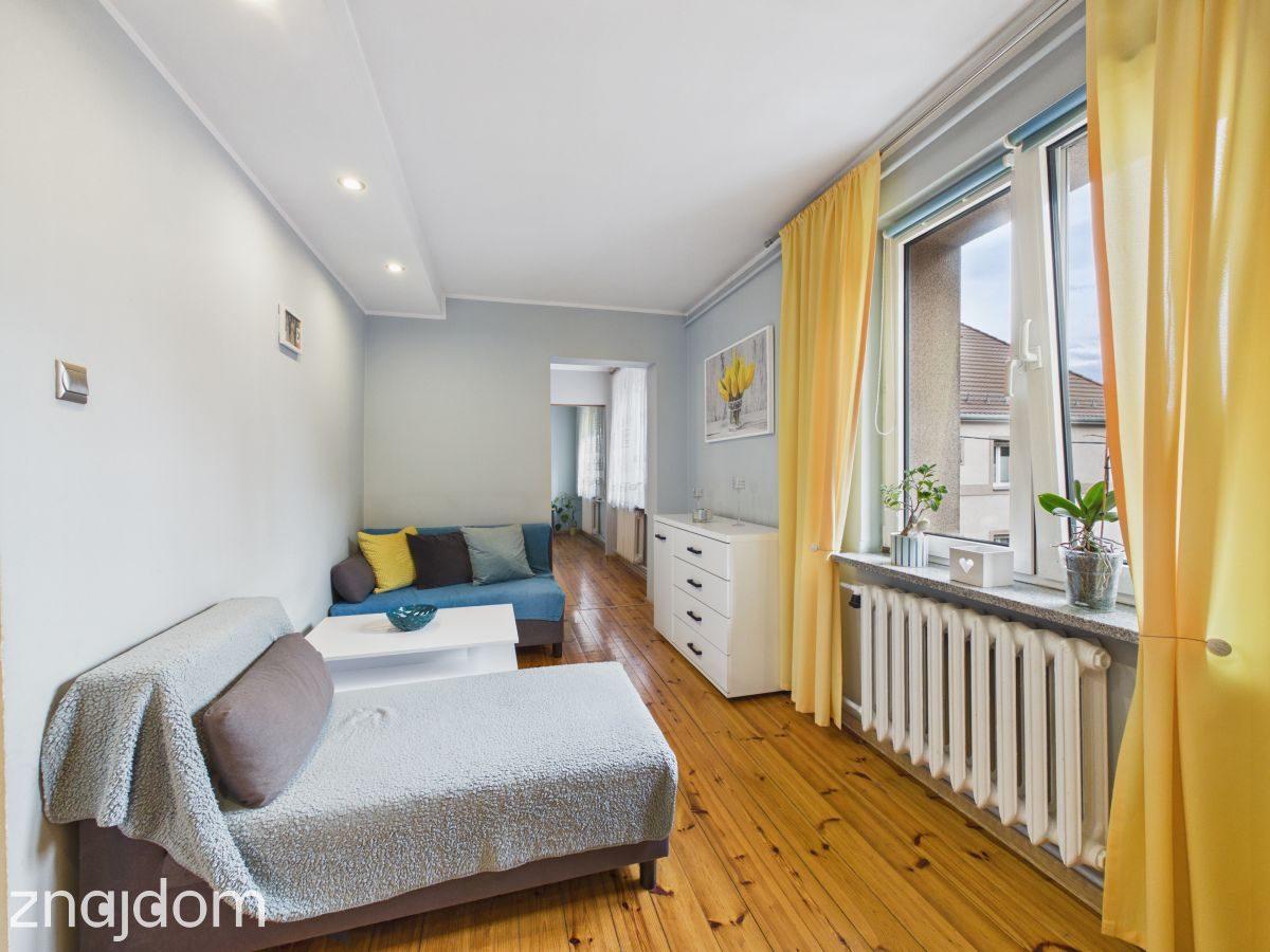 M3 z ogródkiem i garażem- z dużym potencjałem - zdjęcie 2