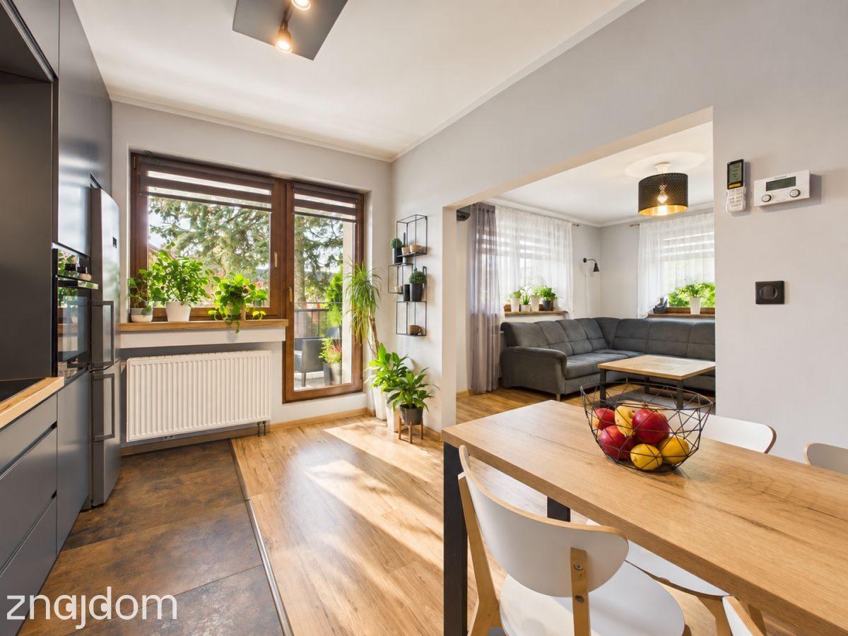 DOM + ogród 880m2 |Biznes lub dom dla rodziny - zdjęcie 8