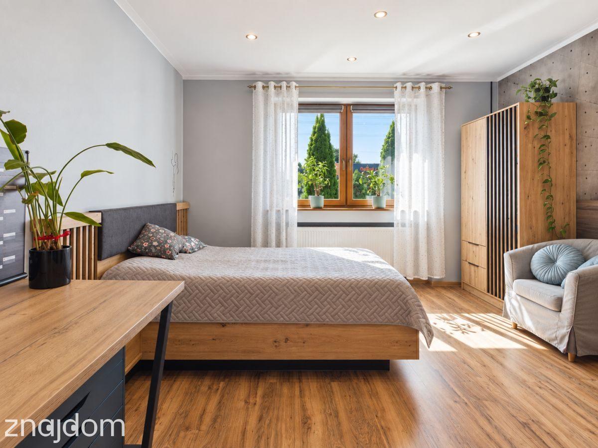 DOM + ogród 880m2 |Biznes lub dom dla rodziny - zdjęcie 12
