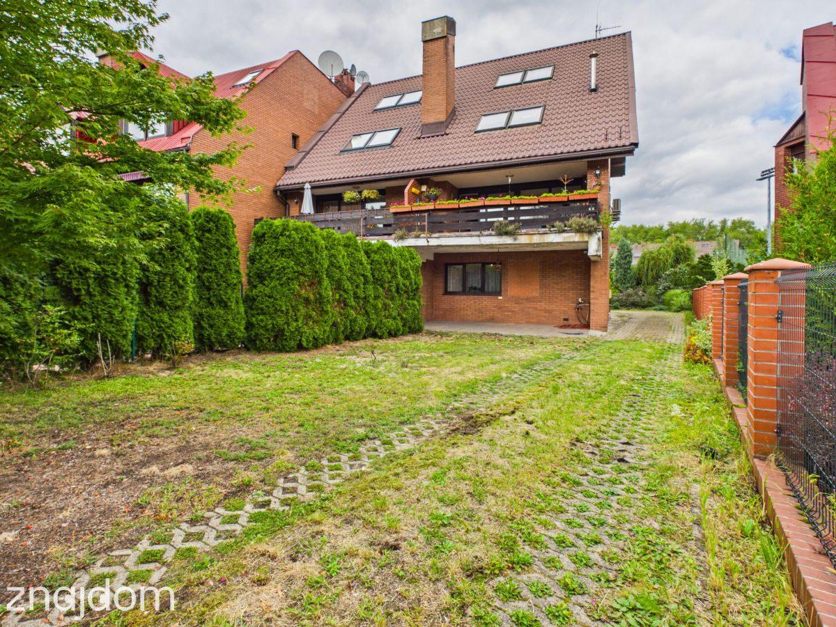 Skrajny szereg | 216m² | OPT | Wełnowiec