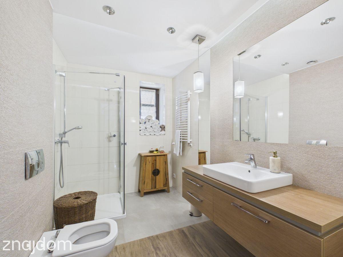 171 m² komfortu na działce 1996 m² | Poczesna - zdjęcie 3