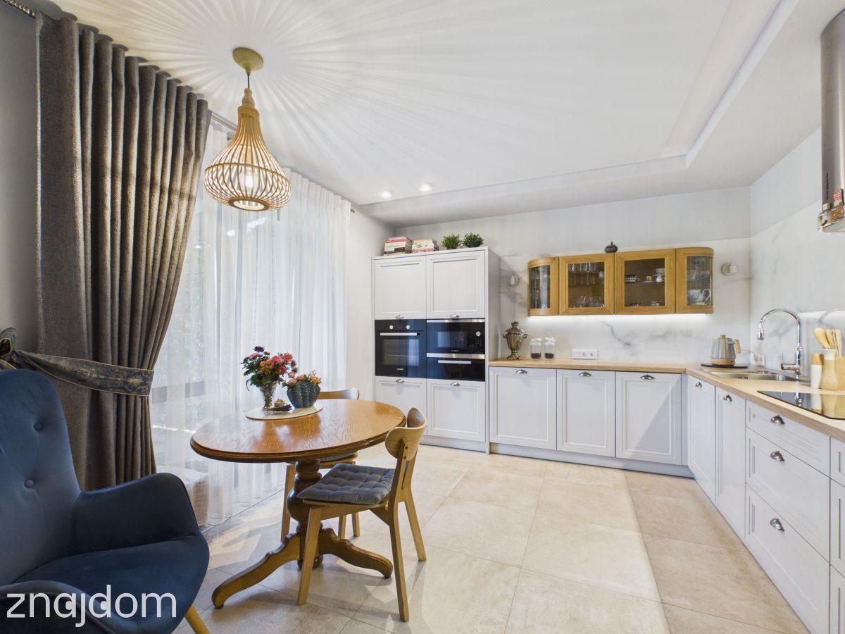 171 m² komfortu na działce 1996 m² | Poczesna - zdjęcie 8