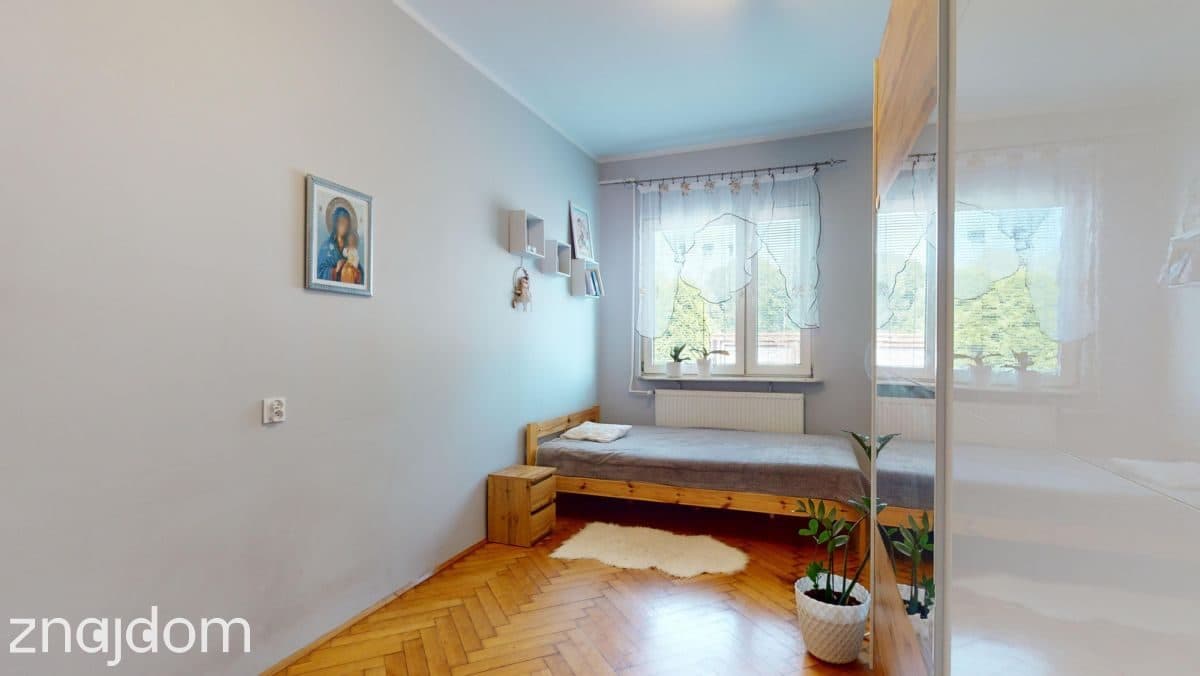 DOM Z DUSZĄ BLISKO CENTRUM - zdjęcie 9