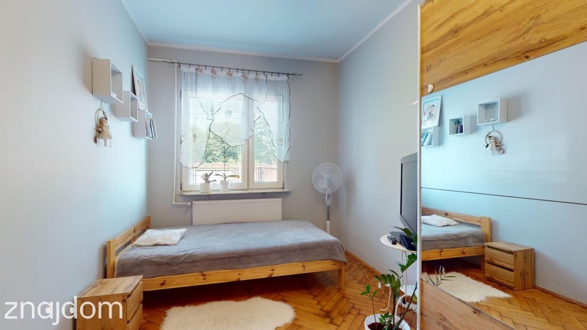 DOM Z DUSZĄ BLISKO CENTRUM - zdjęcie 10